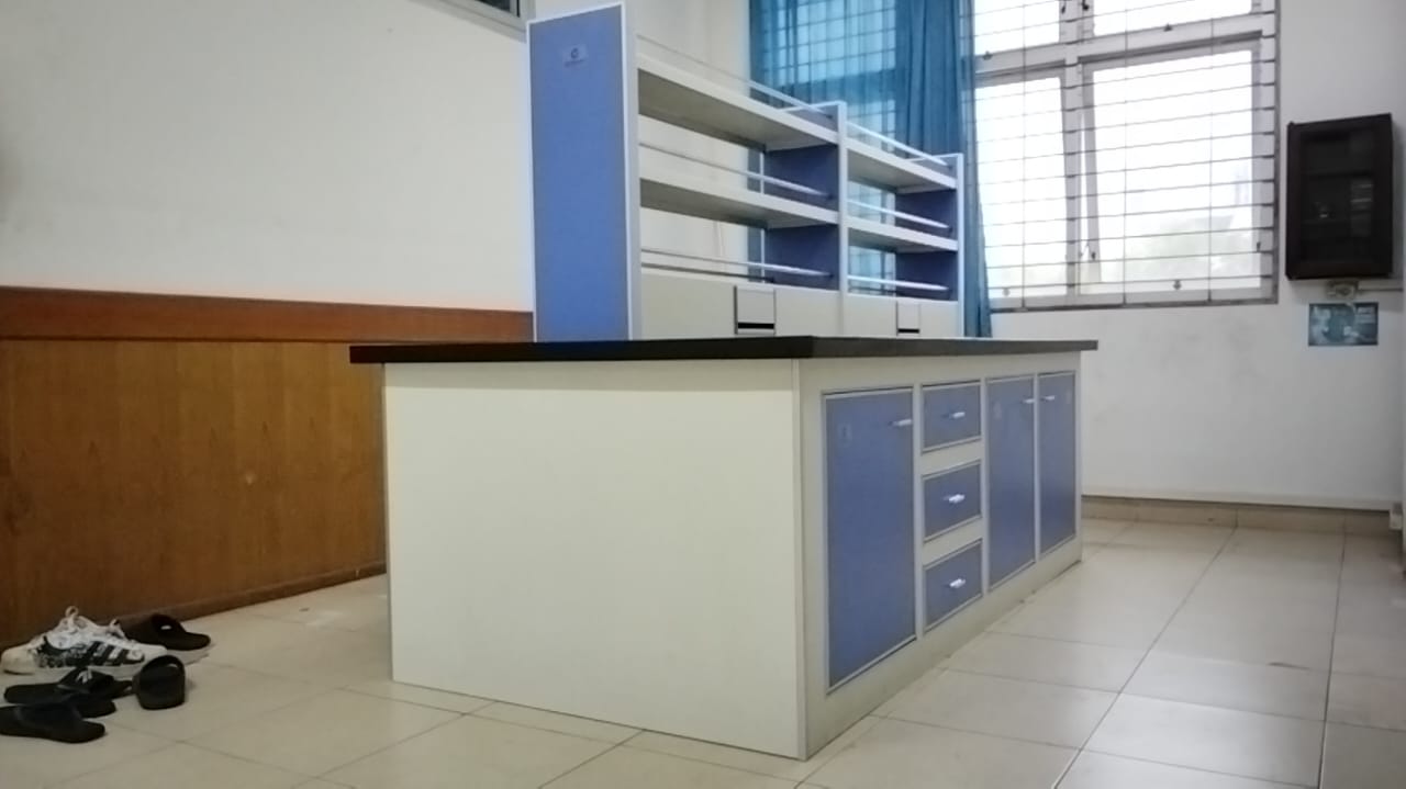 BATUBELING Hadirkan Cabinet Island, Dukung Laboratorium ITS Lebih Fungsional 1 WhatsApp Image 2026 10 01 at 08.50.02 https://batubelingmedia.xyz/batubeling-hadirkan-cabinet-island-fasilitas-laboratorium-its-makin-tertata/ BATUBELING Hadirkan Cabinet Island, Dukung Laboratorium ITS Lebih Fungsional batubeling Oktober