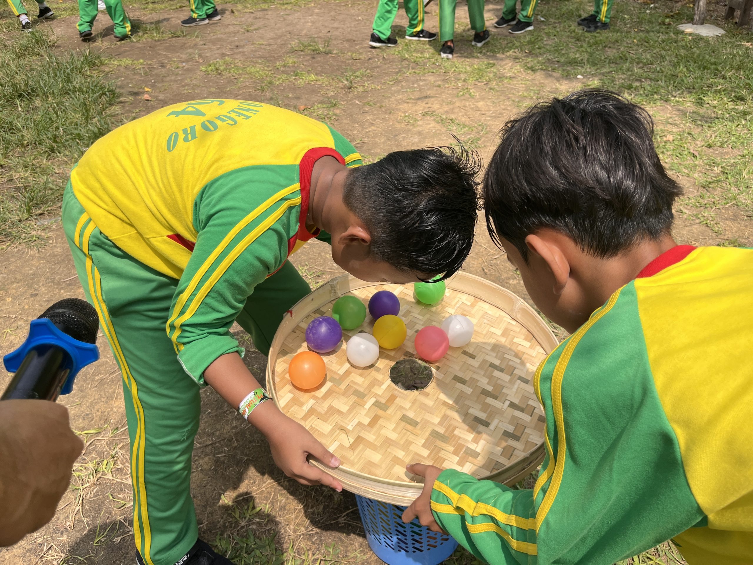 IMG 0867 scaled https://batubelingmedia.xyz/belajar-sambil-bergembira-siswa-kelas-3-sdn-wedi-asah-motorik-di-mbedidhink-outbound/ Belajar Sambil Bergembira, Siswa Kelas 3 SDN Wedi Asah Motorik di Mbedidhink Outbound Mbedidhink Outbound Oktober